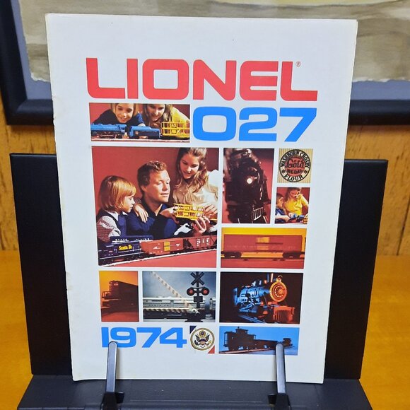 Lionel Vintage Catalogs, 1972 - 1977 & FasTrack 2006 - Picture 4 of 8